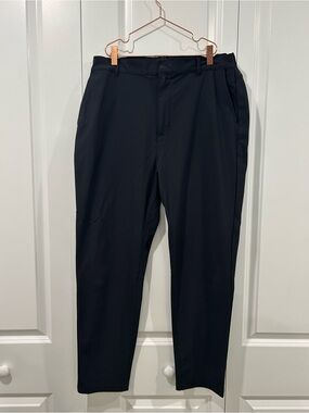 CUTS Men's Black Casual Trousers - Classic Straight Fit
